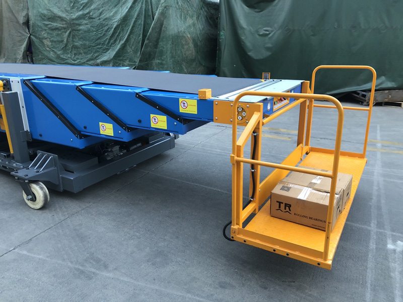 Transportador de correia telesc&oacute;pica do tipo m&oacute;vel