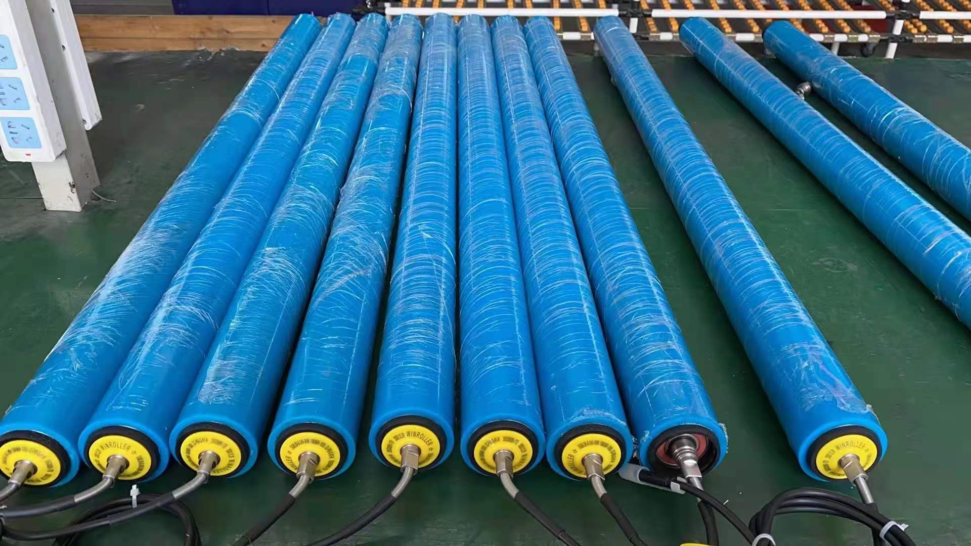 Rolo acionado por motor de a&ccedil;o de corrente direta de poli-V com revestimento PU