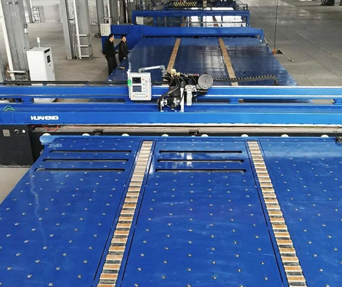 Transportadores personalizados versus transportadores personalizados: entendendo a diferença